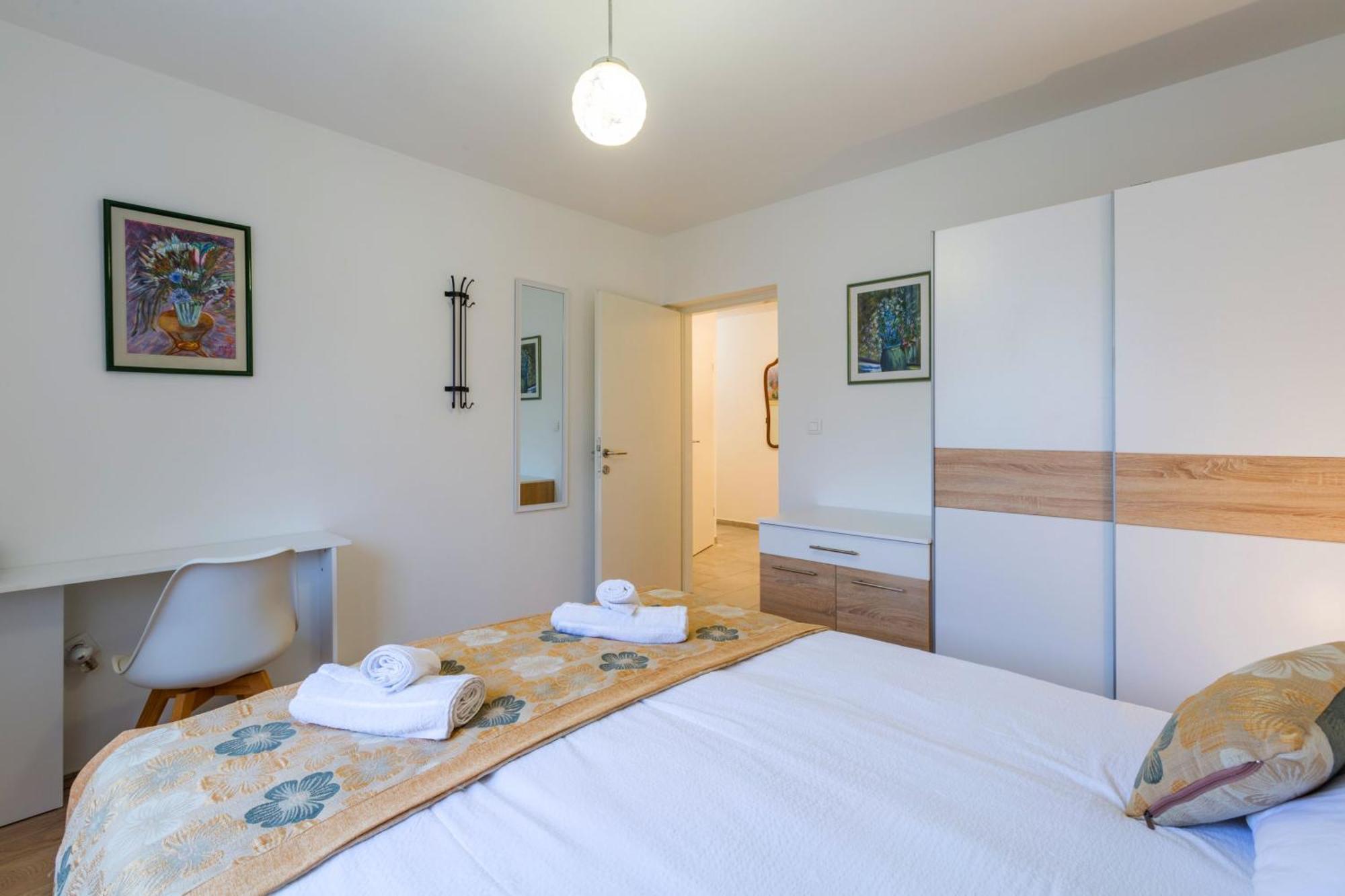 App Letta Sunset Pula Apartment Bagian luar foto