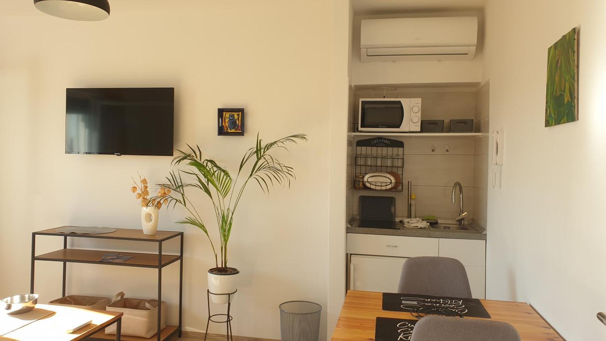 App Letta Sunset Pula Apartment Bagian luar foto
