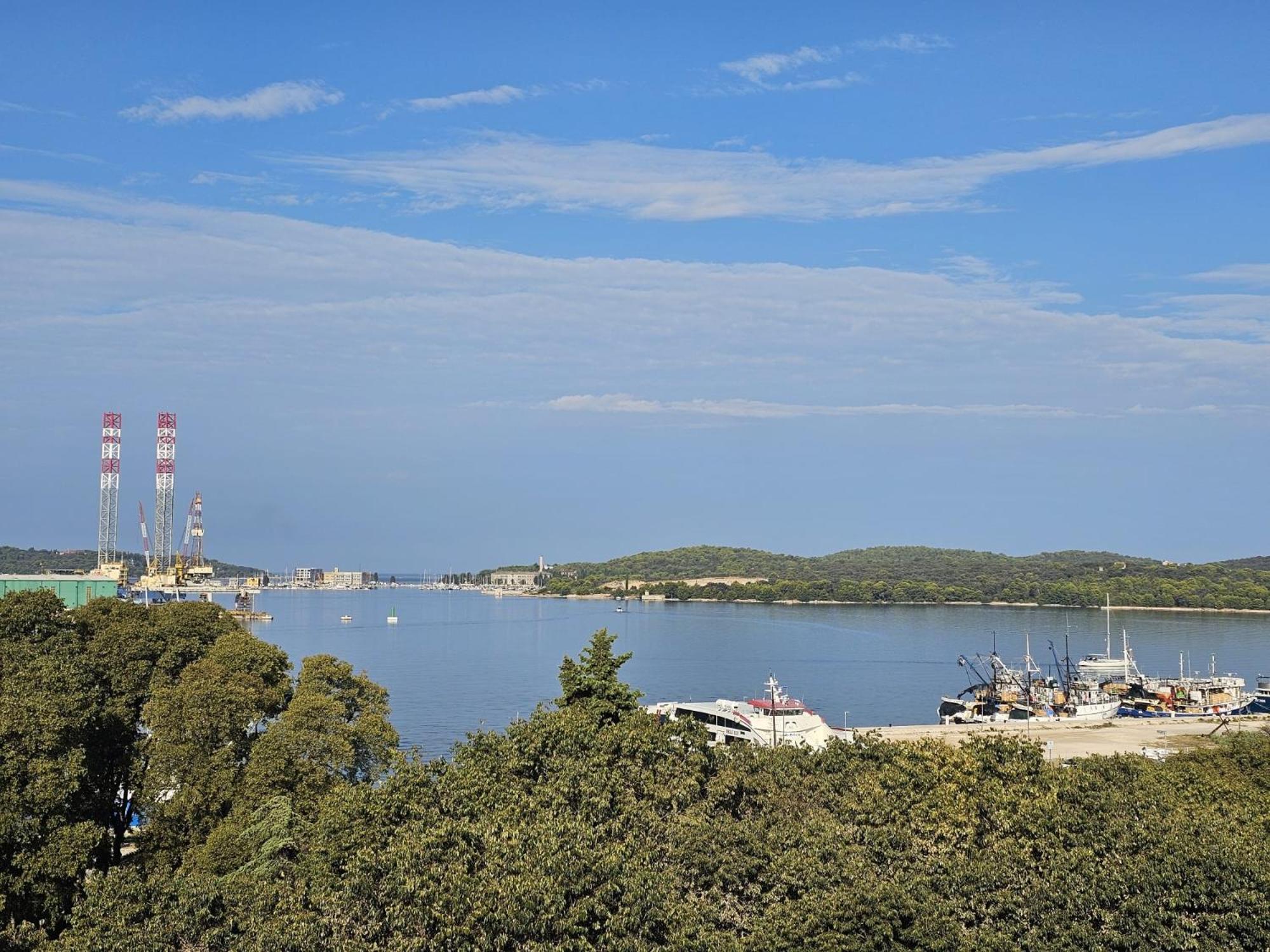 App Letta Sunset Pula Apartment Bagian luar foto